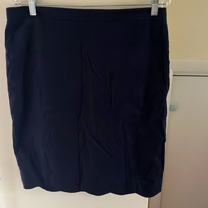 NWOT Navy J Crew Size 12 Skirt with Adorable Scalloped Hem